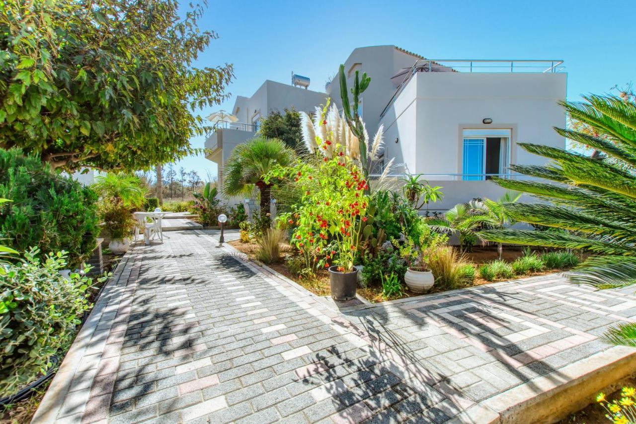 Gelina Apartments ปลาเตเนียส ภายนอก รูปภาพ